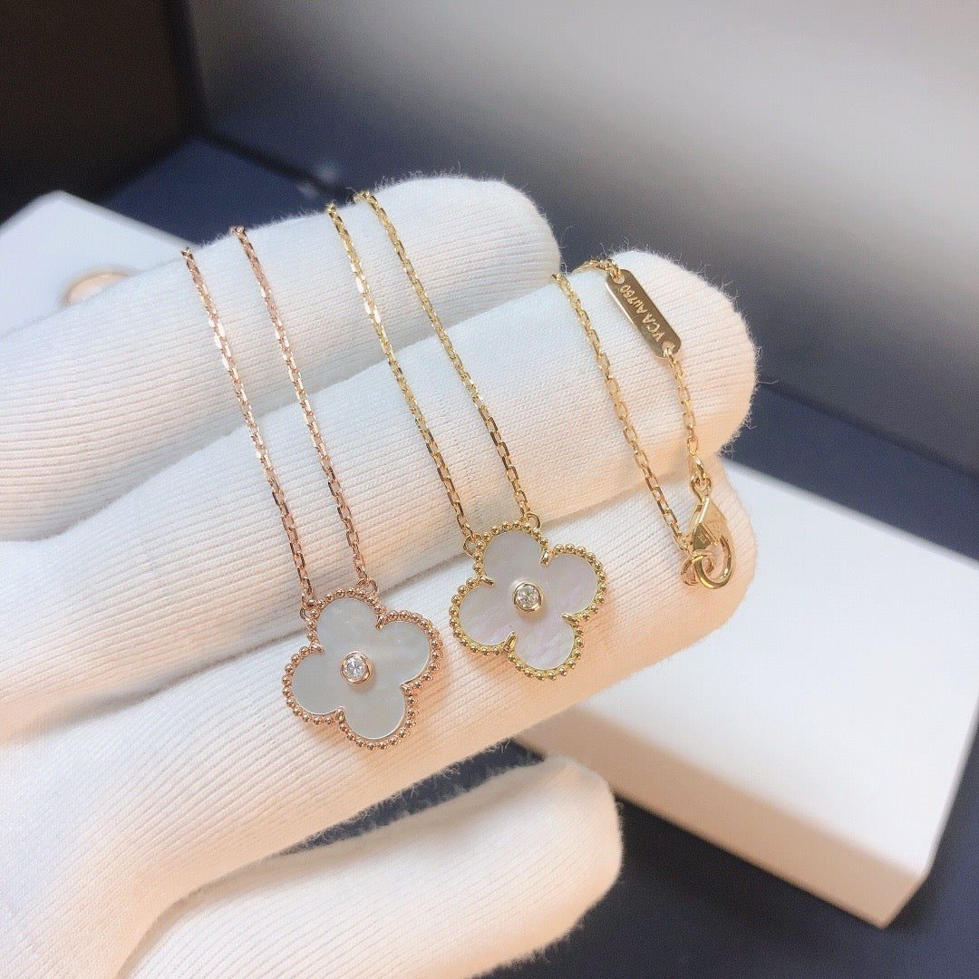[Clover Jewelry]KLEE 15MM DIAMANT WEISSE FRITILLARIA-HALSKETTE
