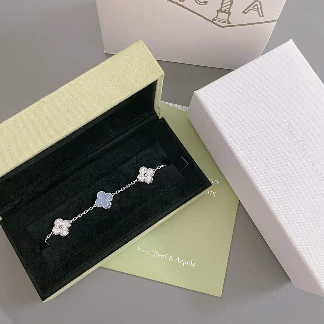 [Clover Jewelry]CLOVER 5 MOTIV DIAMOND LILA CHALCEDON ARMBAND SILBER 