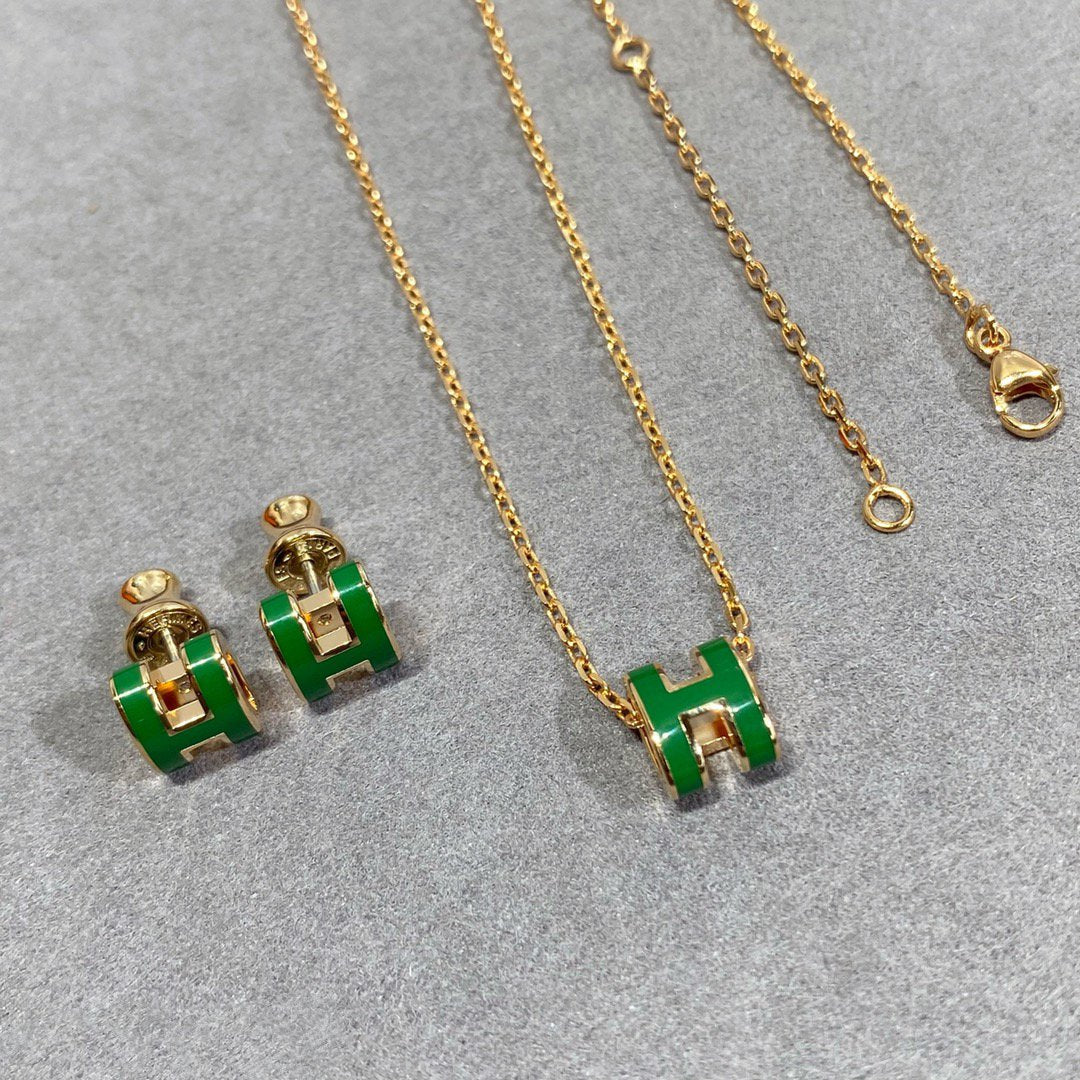 [クローバージュエリー]POP H グリーンネックレス シルバーアンドゴールド