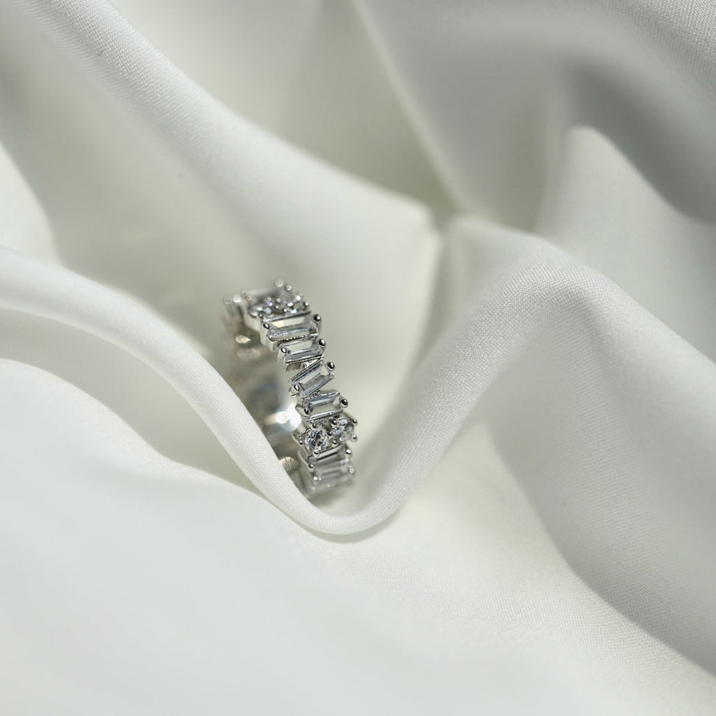 [Clover Jewelry]Zarter Tennisring mit verschiedenen Formen