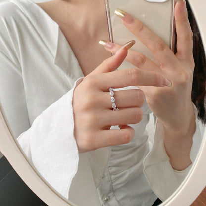 [Clover Jewelery]Exquisite Pear Cut Tennis Ring