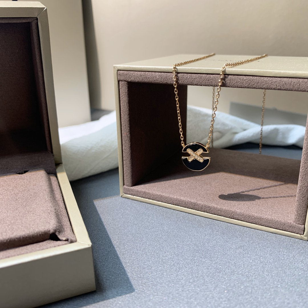 [Clover Jewelery]JEUX DE PINK GOLD DIAMOND NECKLACE