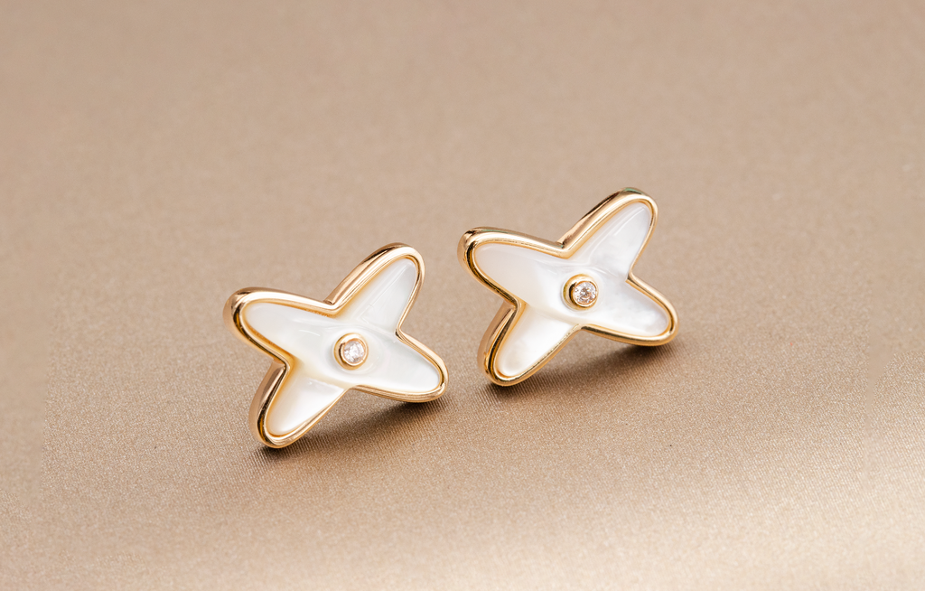 [Clover Jewelry]JEUX DE WHITE MOP ROSE GOLD DIAMOND EARRINGS