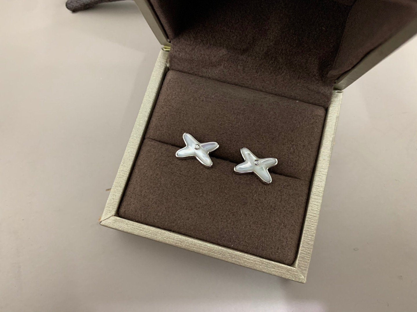 [Clover Schmuck]WEISSE MOP SILBER DIAMANT OHRRINGE