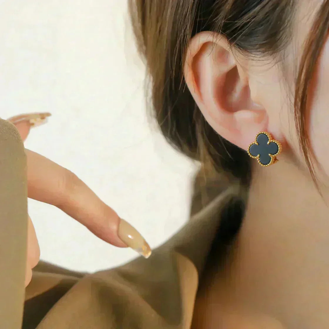 [Clover Jewelery]CLOVER MEDIUM 1 MOTIFS  ONYX STUD EARRINGS