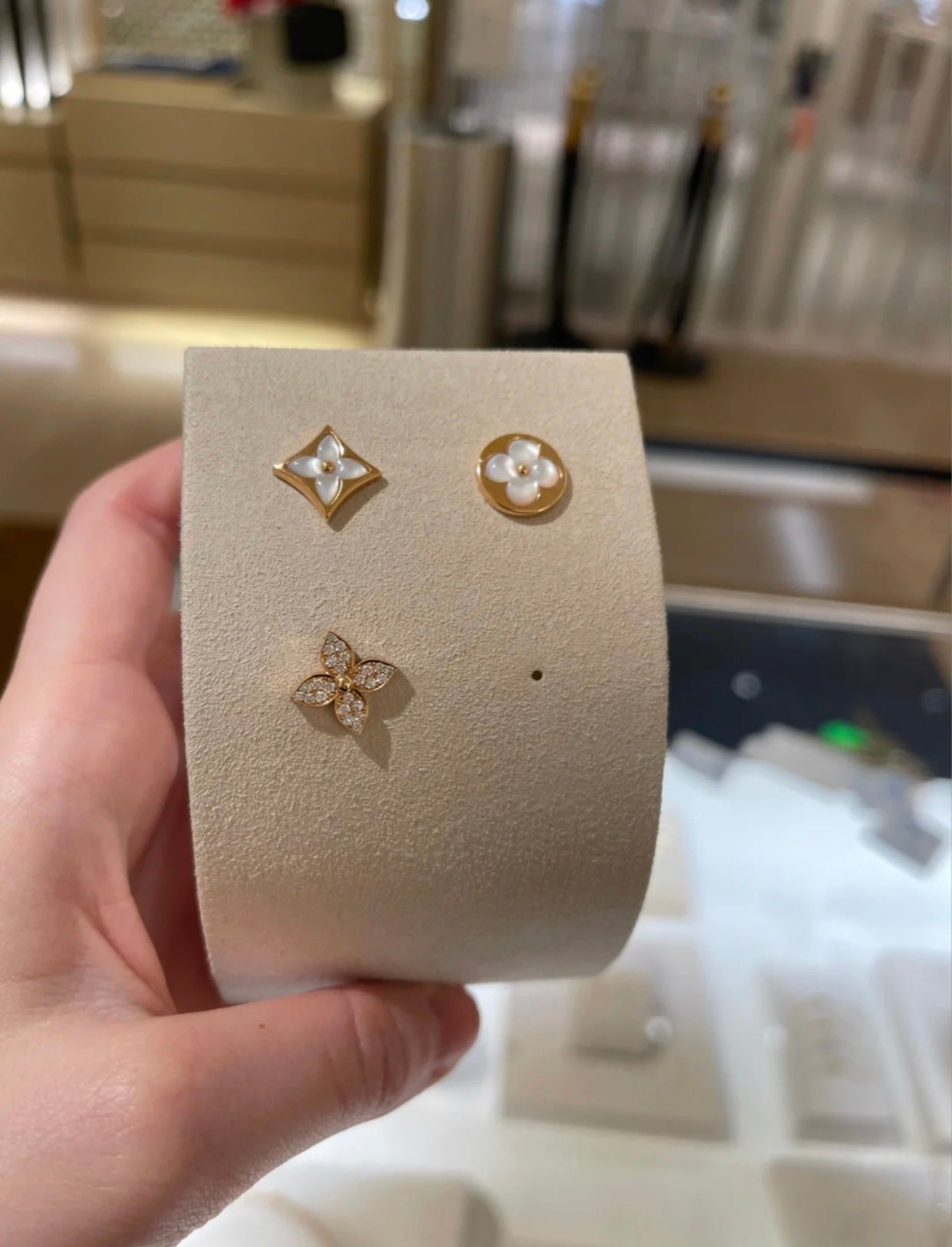 [Clover Jewelery]STAR BLOSSOM STUD EARRINGS PINK GOLD DIAMONDS
