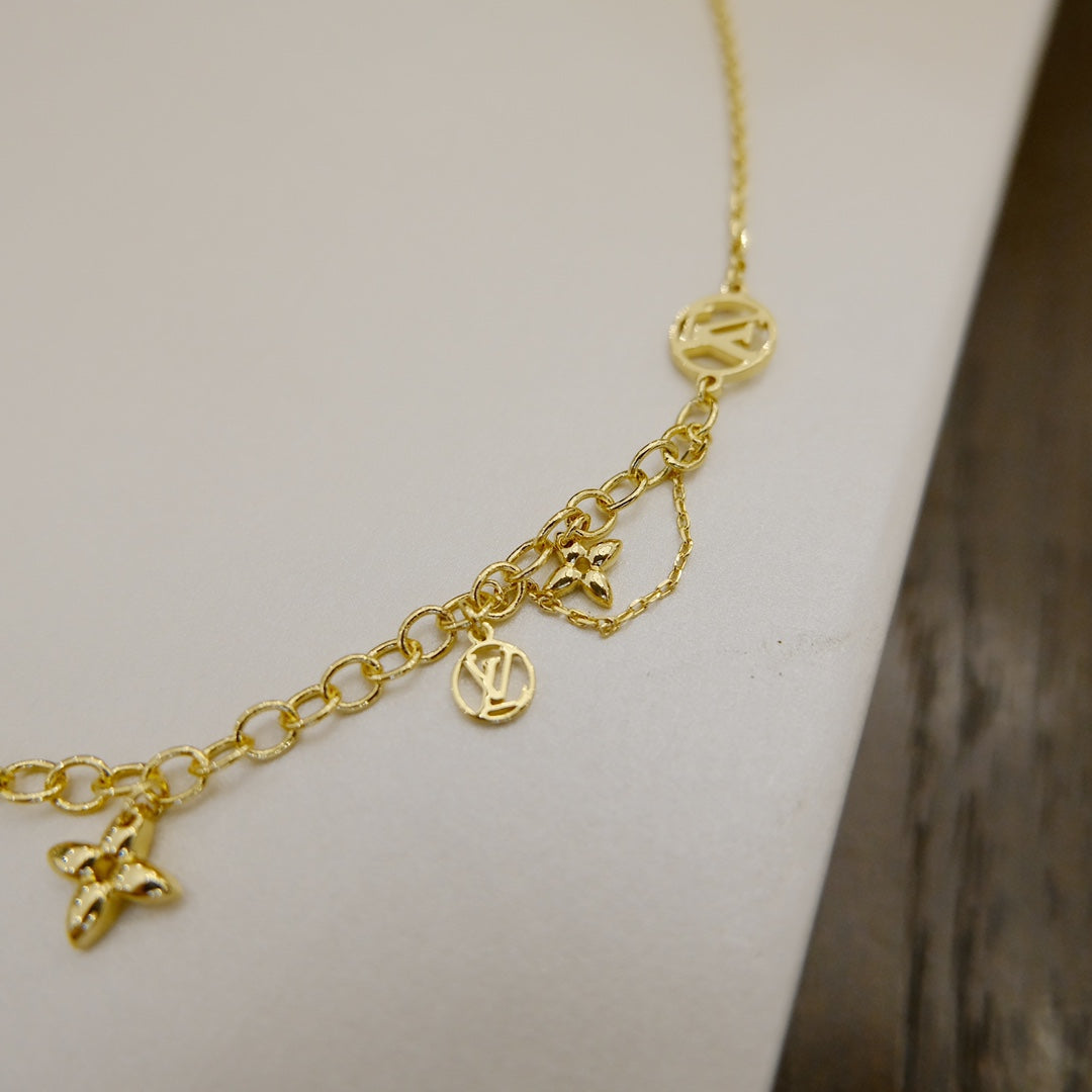 [Clover Jewelery]BLOOMING SUPPLE NECKLACE BRASS