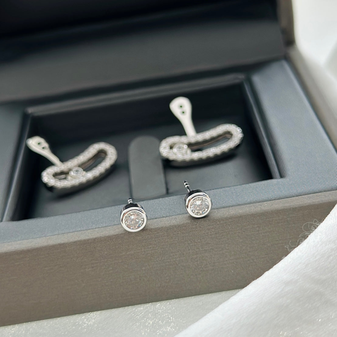 [Clover Jewelry]MOVE UNO SILVER DIAMOND EARRINGS