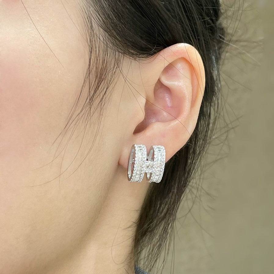 [Clover Jewelry]Hスタッドイヤリング シルバーダイヤモンド