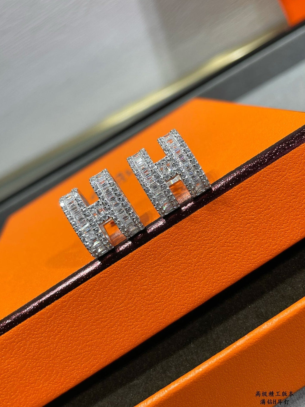[Clover Jewelry]Hスタッドイヤリング シルバーダイヤモンド