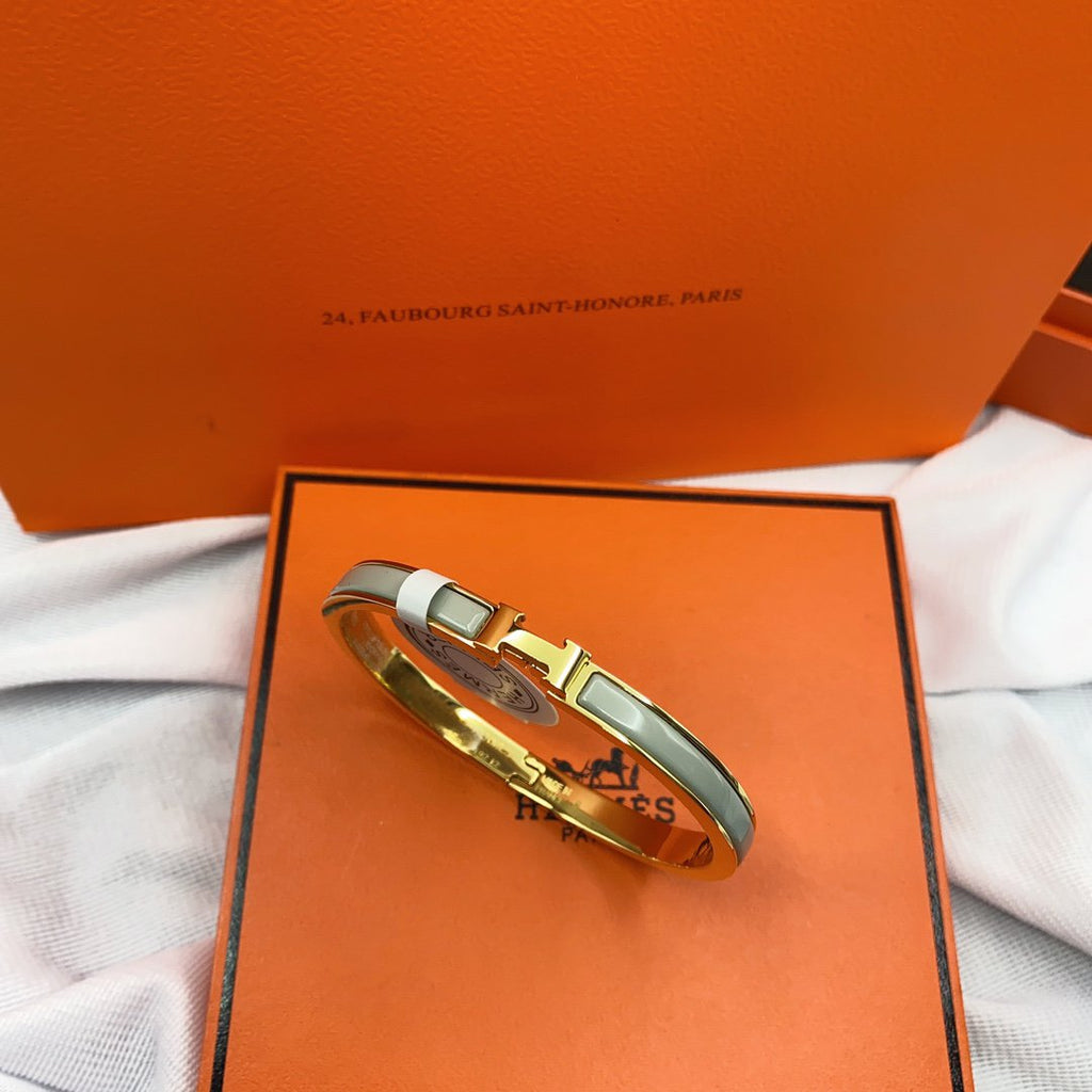 [クローバージュエリー]クラシック HM クリック グリーン 8mm エナメルブレスレット