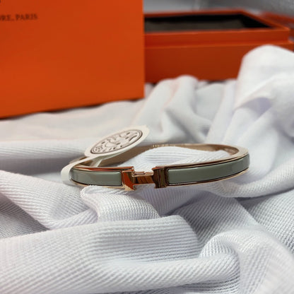 [Clover Jewelery]CLASSIC HM CLIC GREEN 8MM ENAMEL BRACELET