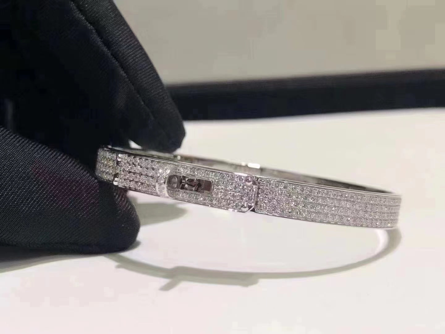 [Clover Jewelry]HM KELLY BRACELET IN SILVER AND FULL PAVE DIAMOND