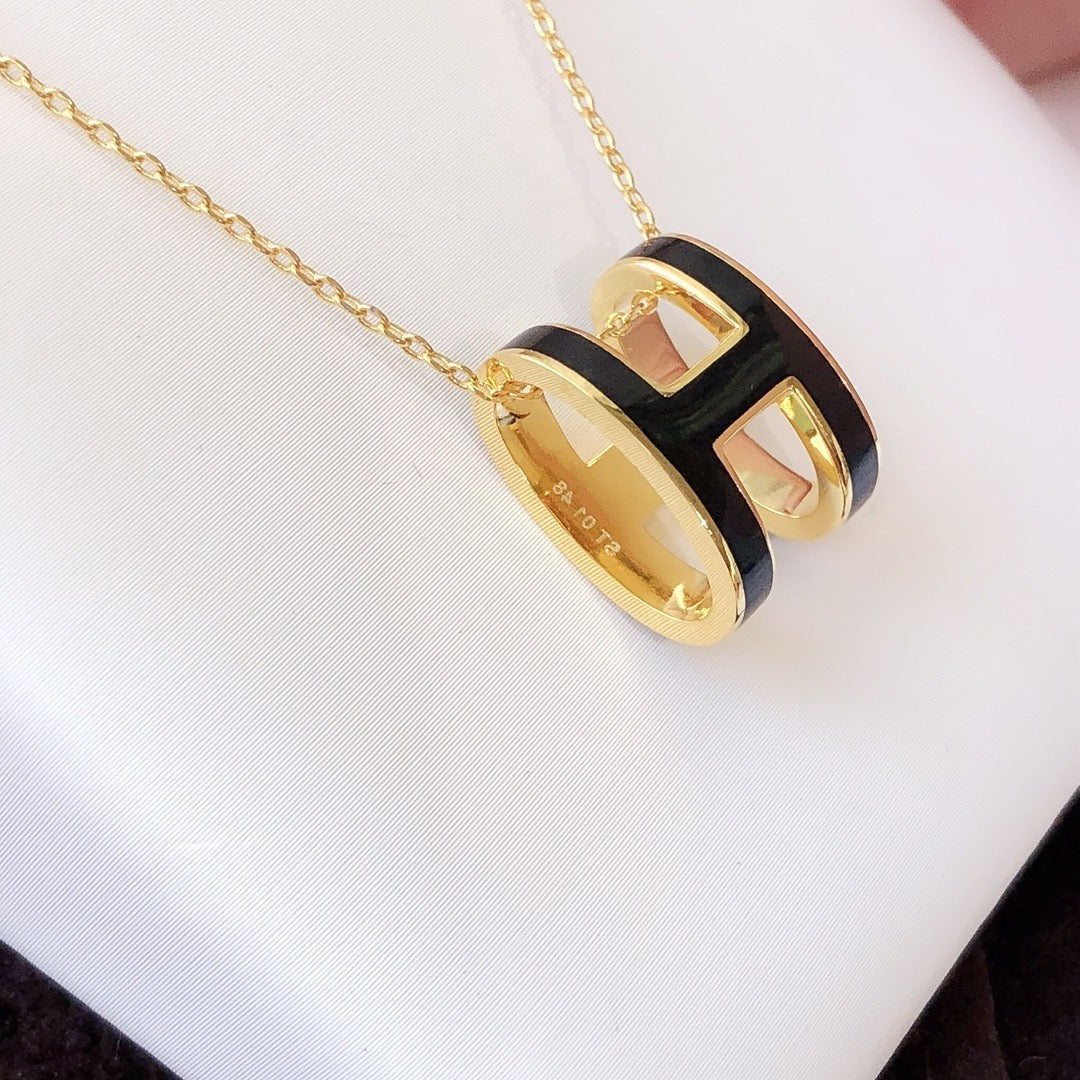 [Clover Jewelery]HM CLIC BLACK ENAMEL GOLD NECKLACE