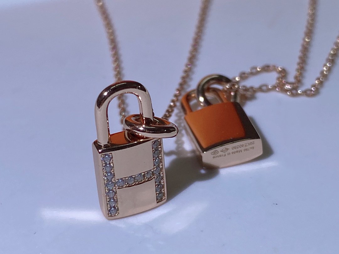[クローバー・ジュエリー]HMアドバンスドニッチロックヘッドネックレスダイヤモンド