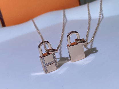 [Clover Jewelery]HM ADVANCED NICHE LOCK HEAD NECKLACE DIAMONDS