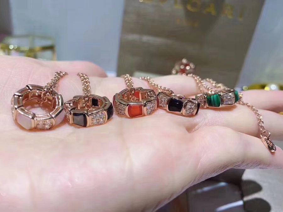 [Clover Jewelry]SERPENTI PEDANT DIAMOND NECKLACE