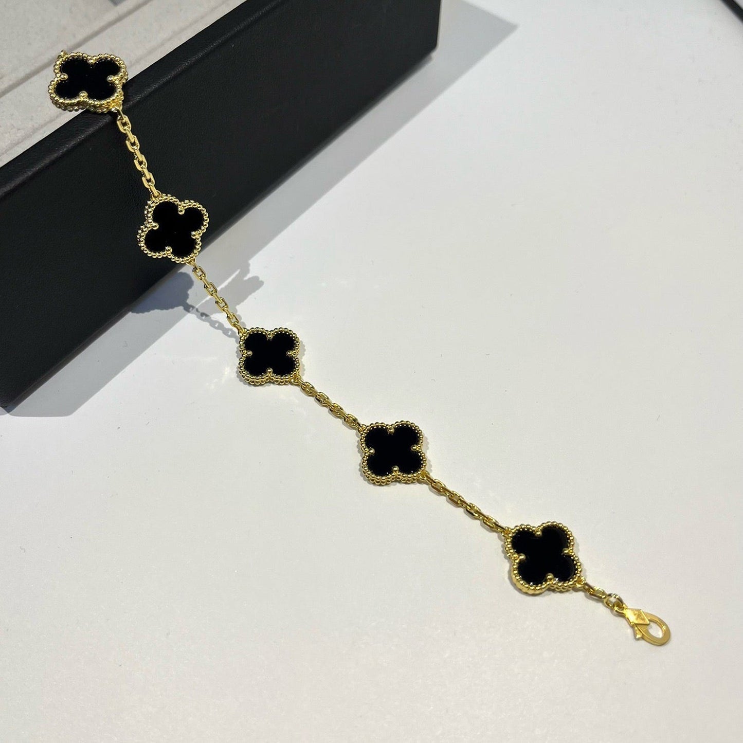 [Clover Jewelery]CLOVER  5 MOTIFS BLACK ONYX BRACELET