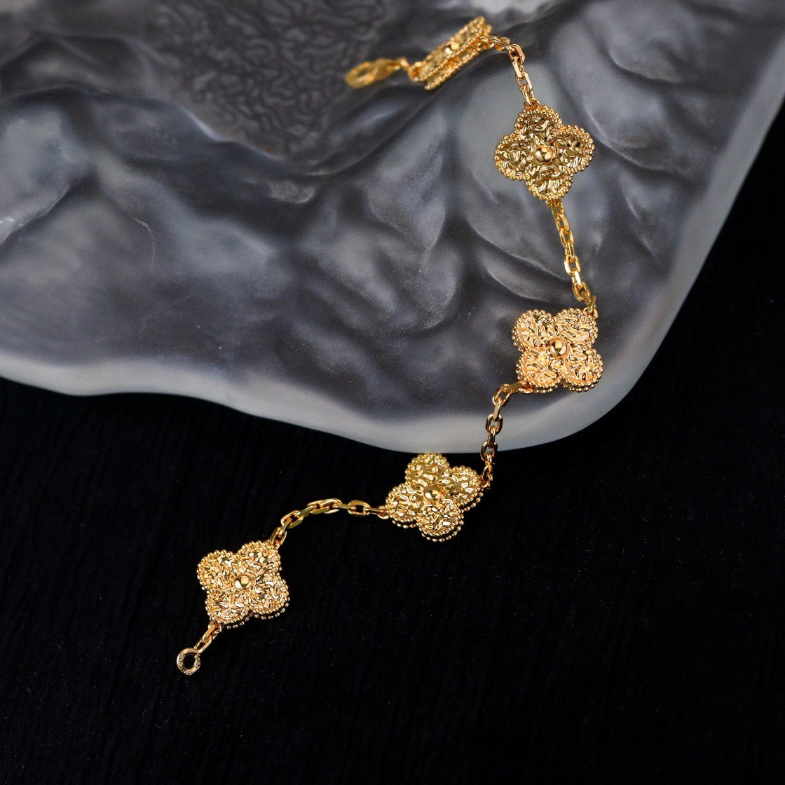 [Clover Jewelry]CLOVER 5 MOTIFS BRONZING BRACELET