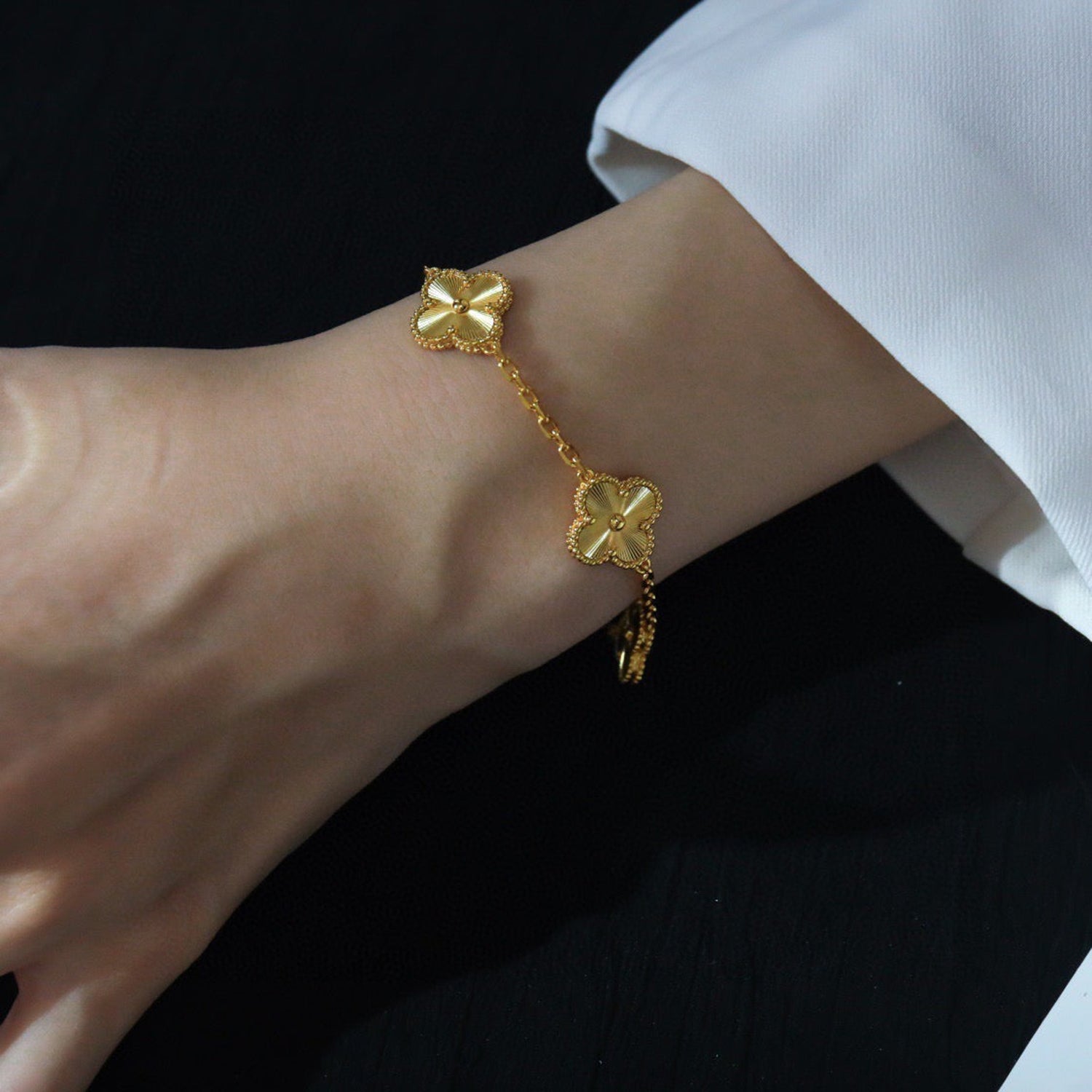 [Clover Jewelry]CLOVER 5 FLOWERS LASER BRACELET