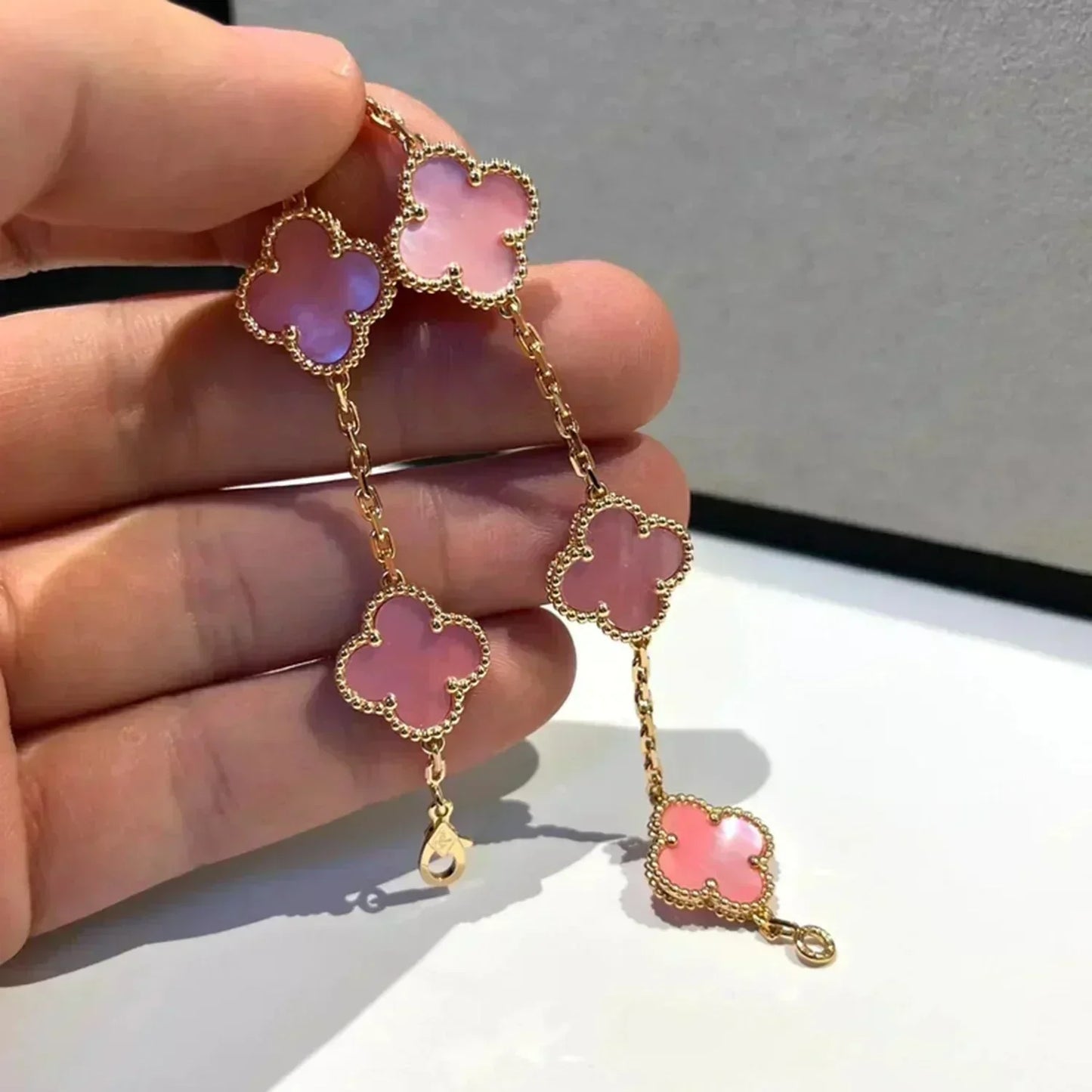 [Clover Jewelery]CLOVER 5 PINK MOP BRACELET