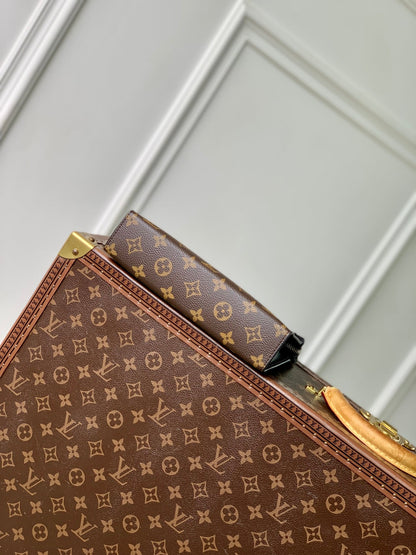 ANPHA WEARABLE WALLET 18 IN BROWN AND BLACK MONOGRAM CALFSKIN