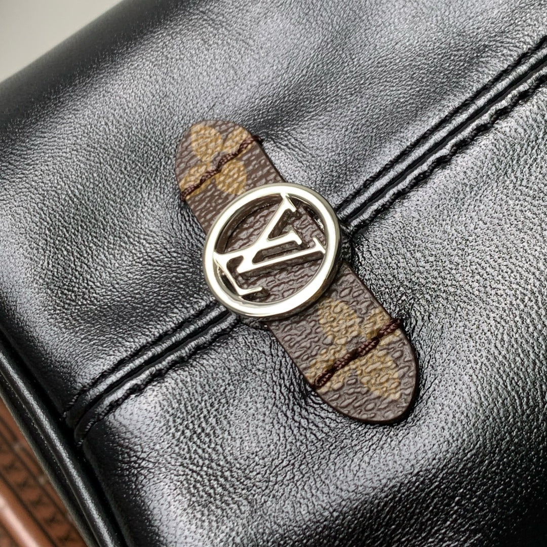 NO WAY VIBE HANDBAG 22.5 IN BLACK LAMBSKIN SILVER HARDWARE