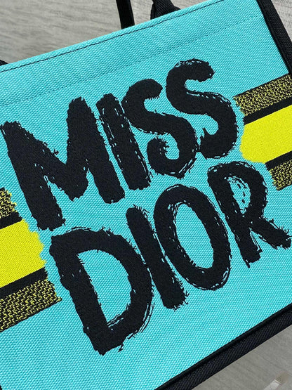 MEDIUM BOOK TOTE 36 IN COLORFUL CANVAS 226513