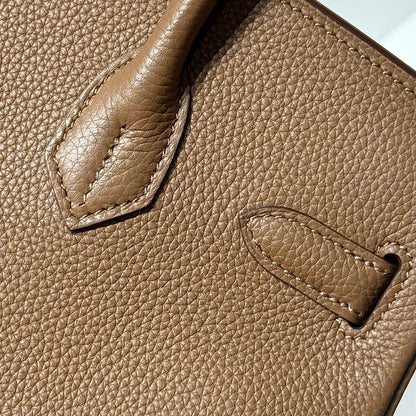 25S HERMES BIRKIN 30 IN DARK BROWN CALFSKIN GOLD HARDWARE