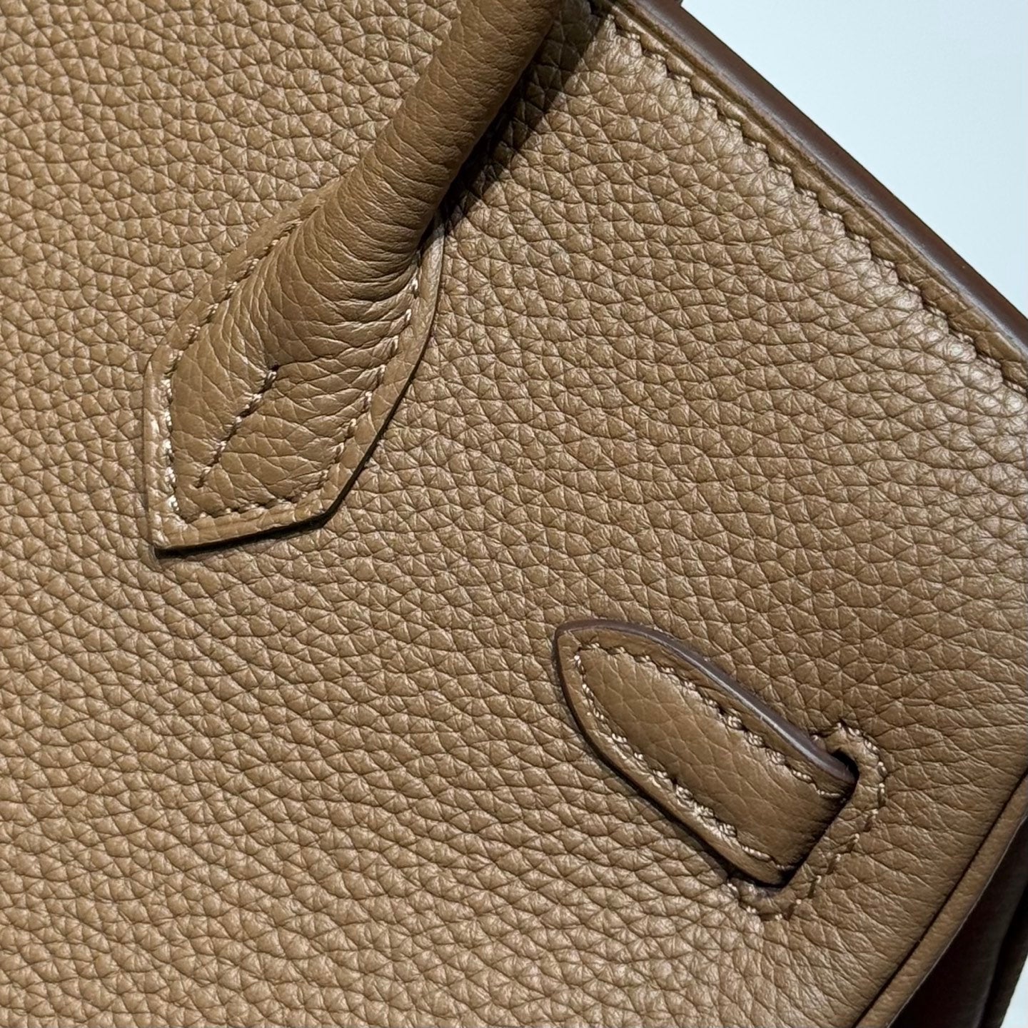 25S HERMES BIRKIN 25 IN DARK BROWN CALFSKIN GOLD HARDWARE