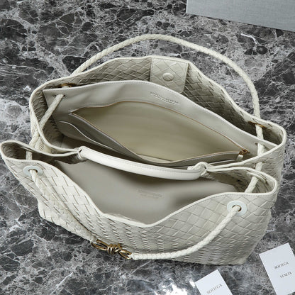 BOTTEGA VENETA 25S LARGE ANDIAMO 42 IN IVORY CALFSKIN GOLD HARDWARE