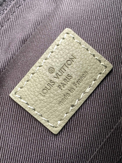 TRIO MESSENGER BAG 25 IN GREEN MONOGRAM SHADOW CALFSKIN