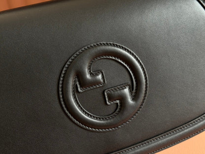 BLONDIE LARGE TOP HANDLE BAG 32 IN BLACK CALFSKIN