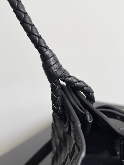 BV Small Parachute 21 Black Lambskin Ghw