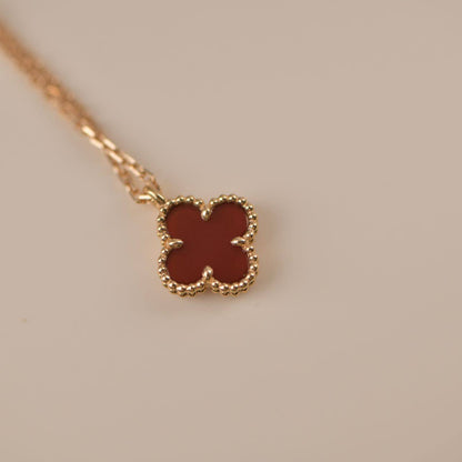 [Clover Jewelery]CLOVER MINI 9.5MM WHITE CARNELIANS NECKLACE