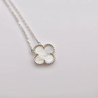 [Clover Schmuck]CLOVER 15MM WEISSE PERLMUTT SILBER