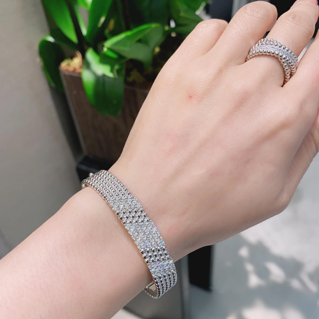 [Clover Jewelry]  FIVE-ROW DIAMOND BRACELET