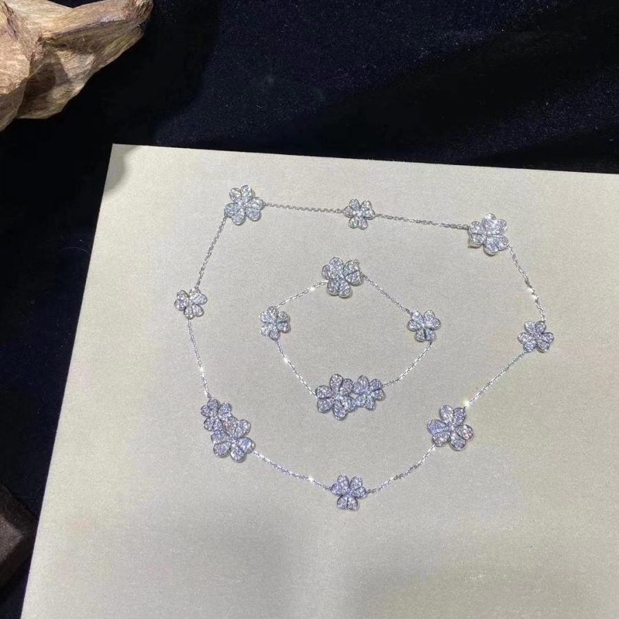 [Clover Jewelery]FRIVOLE SILVER 5 FLOWERS BRACELET