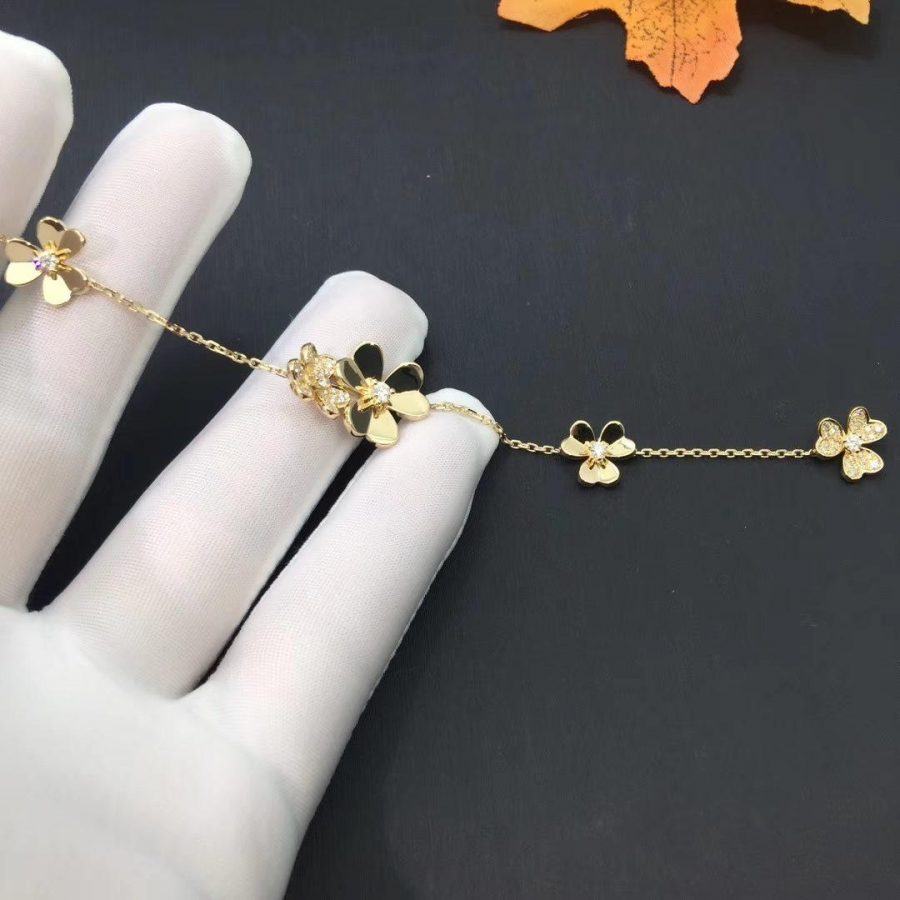 [Clover Jewelery]FRIVOLE GOLD 5 FLOWERS BRACELET