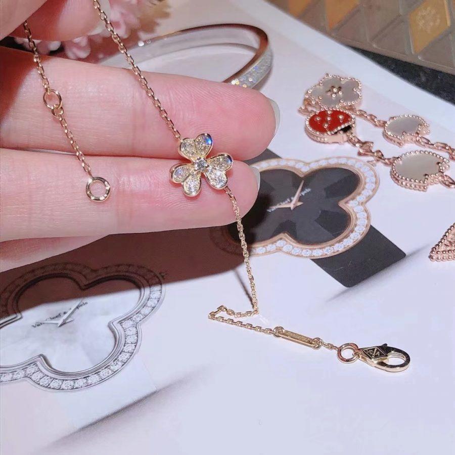 [Clover Jewelry]FRIVOLE GOLD FLOWER DIAMOND BRACELET