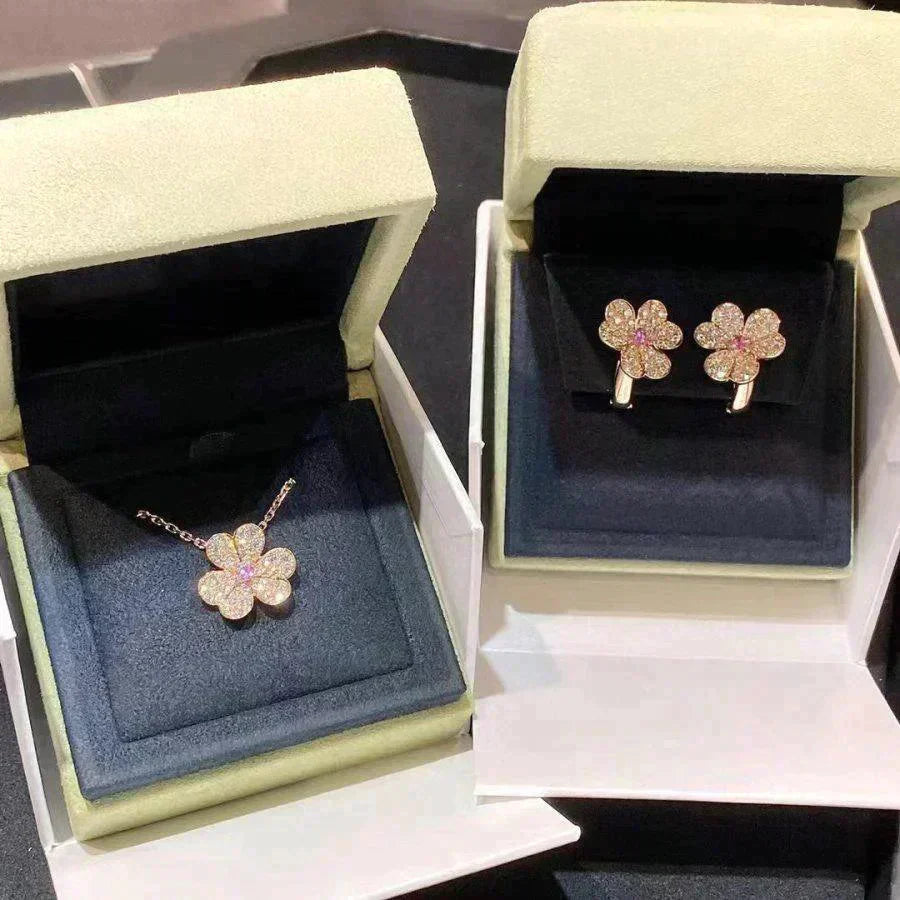 [Klee-Schmuck]FRIVOLE ROSÉGOLD BLUMEN DIAMANT HALSKETTE