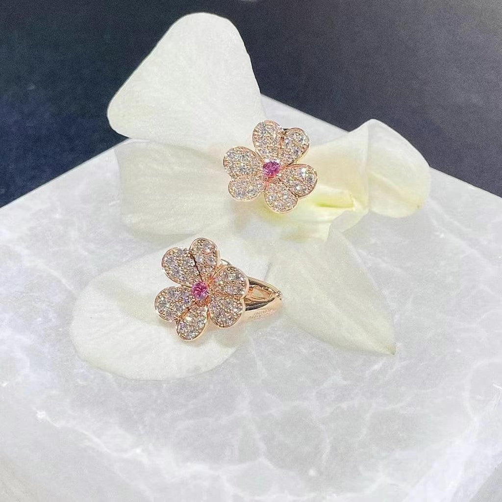 [クローバージュエリー]フリヴォル ピンクゴールド フラワー ダイヤモンドピアス