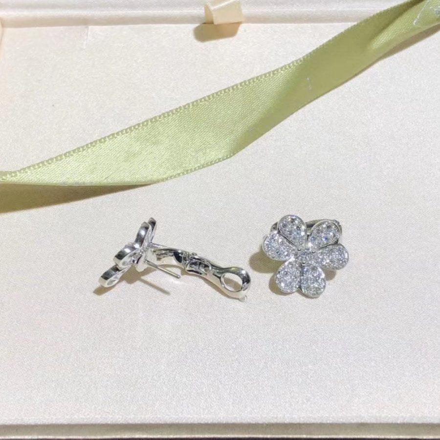[Clover Jewelery]FRIVOLE SILVER FLOWER DIAMOND EARRINGS