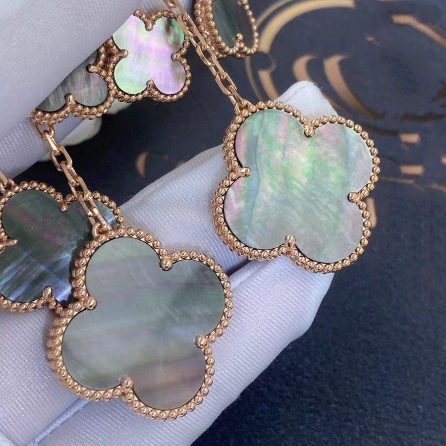 [Clover Jewelry]KLEE-OHRRINGE DUNKLES PERLMUTT 4 MOTIVE ROSÉGOLD