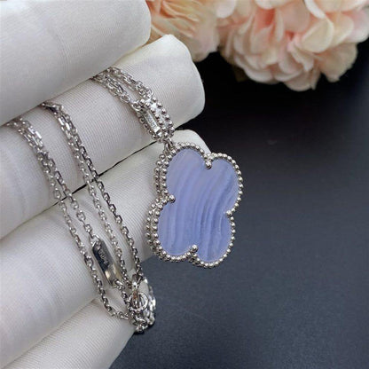 [Clover Jewelery]CLOVER SILVER CHALCEDONY BIG CLOVER NECKLACE
