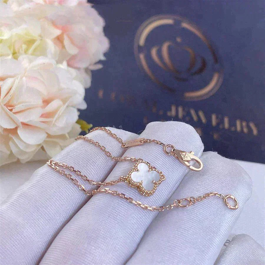[Clover Jewelry]クローバー ホワイト マザーオブパール シングル フラワー ブレスレット