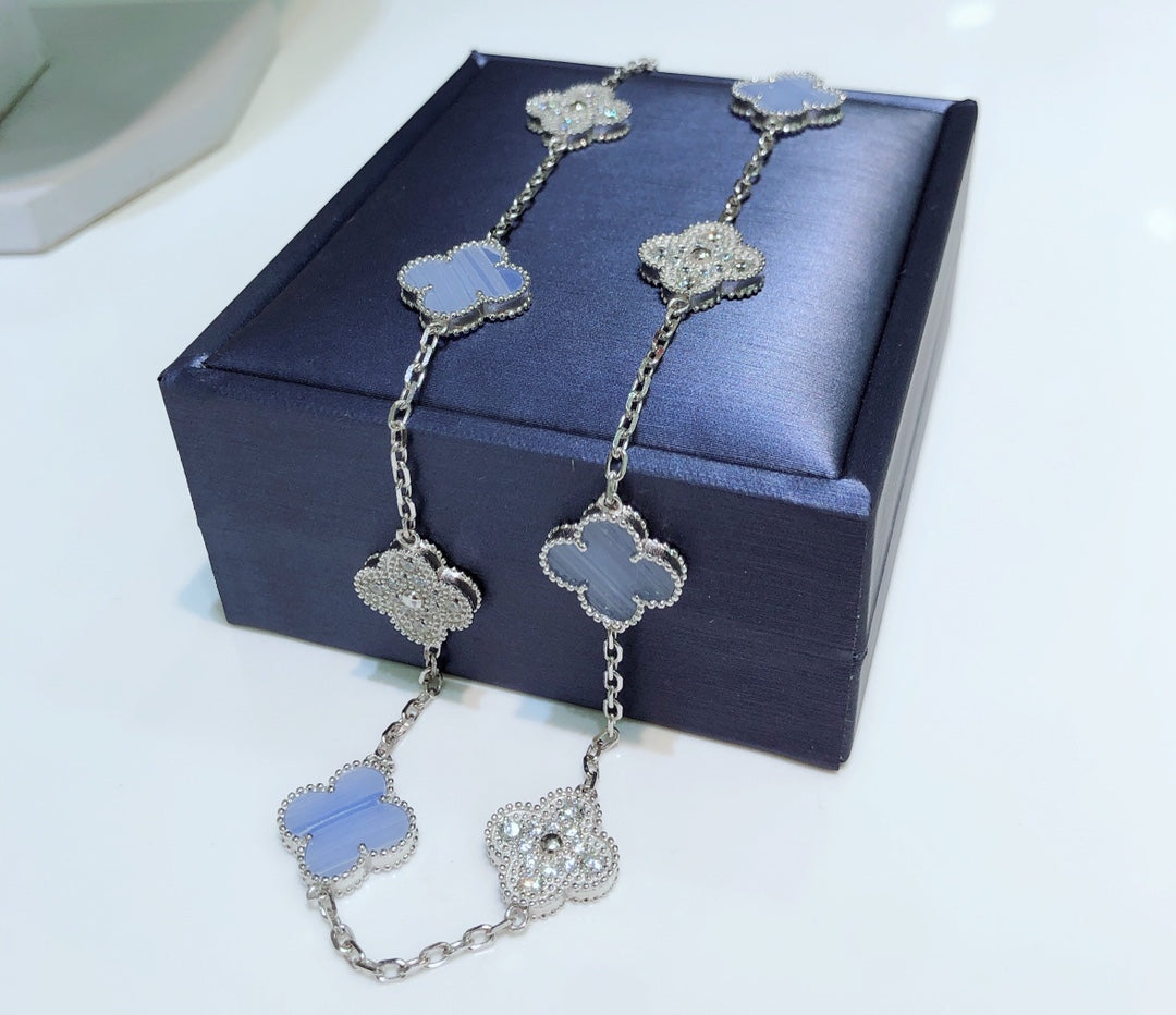 [Clover Jewelry]CLOVERS THE 10-MOTIFS CHALCEDONY DIAMONDS SILVER NECKLACE