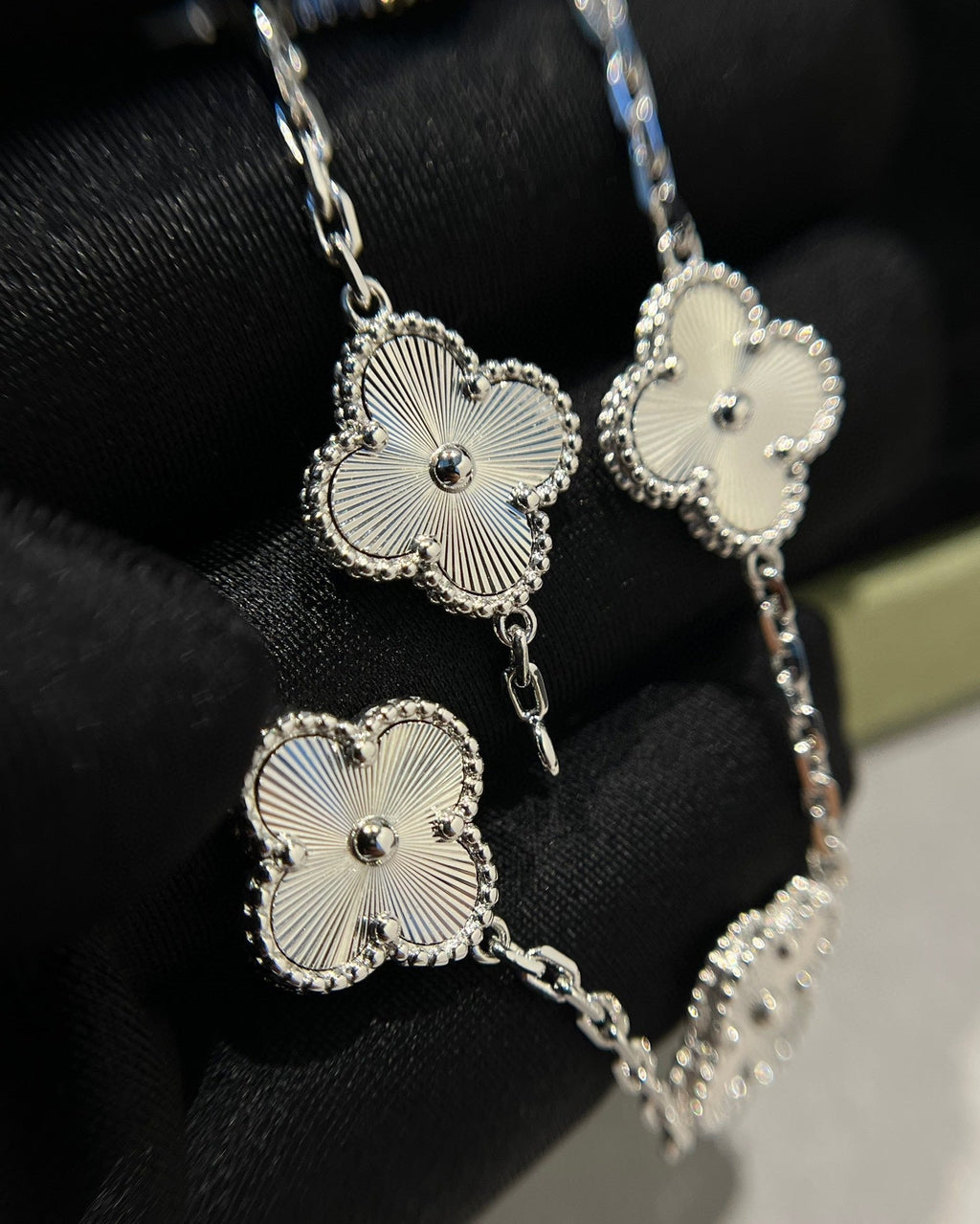 [Clover Jewelry]クローバー シルバー 5モチーフ ブレスレット