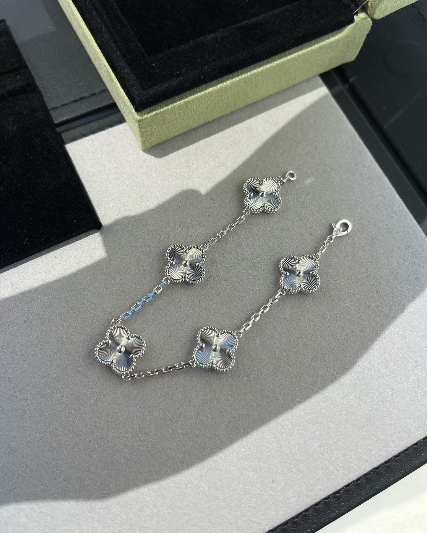 [Clover Jewelery]CLOVER SILVER 5 MOTIFS BRACELET